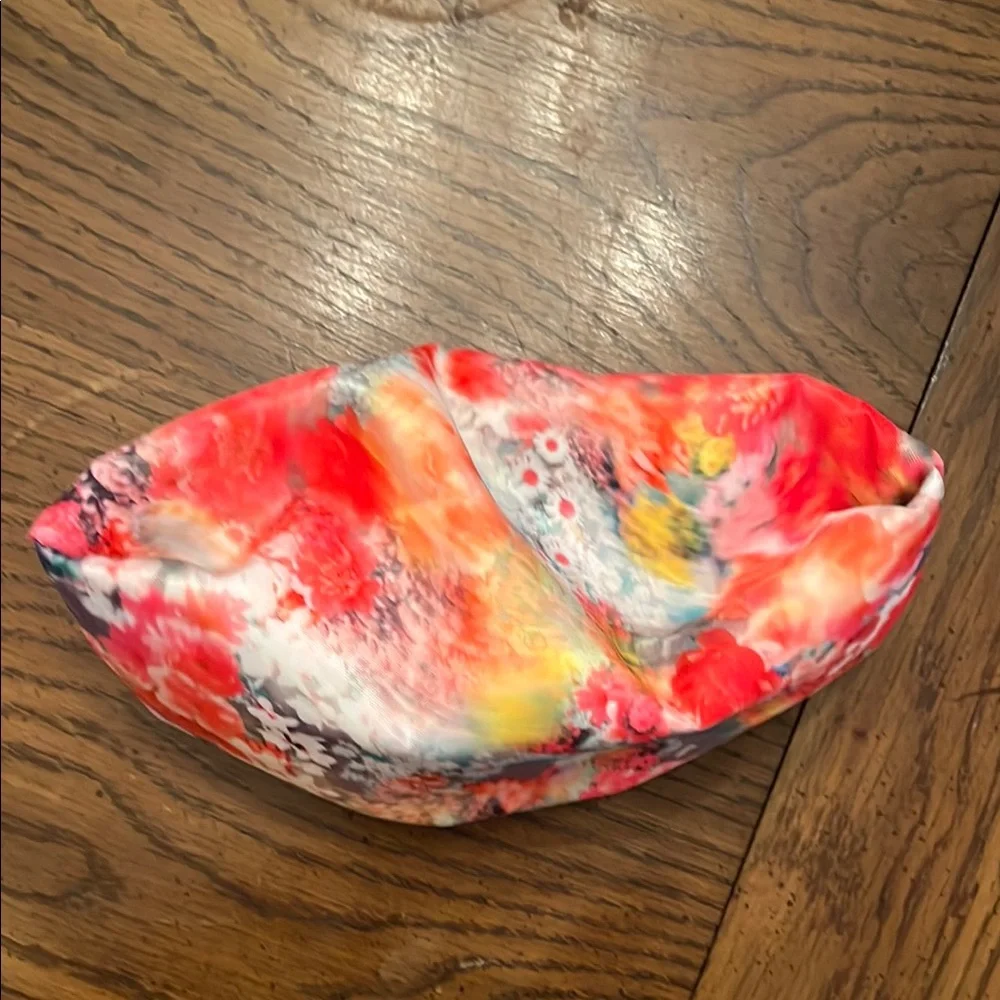 Athleta Supergoop!‎ Multicolor Patterned Toiletry Bag